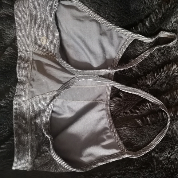 lululemon Flow Y Bra IV Heathered Coal Sport Bra - Picture 4 of 4